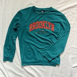 Brooklyn New York 1898 Turquoise Long Sleeve 
size M
